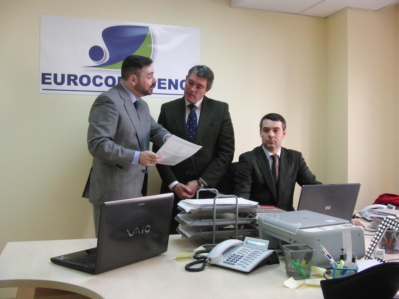 欧盟白金万宝路:同步推详情下载教程app