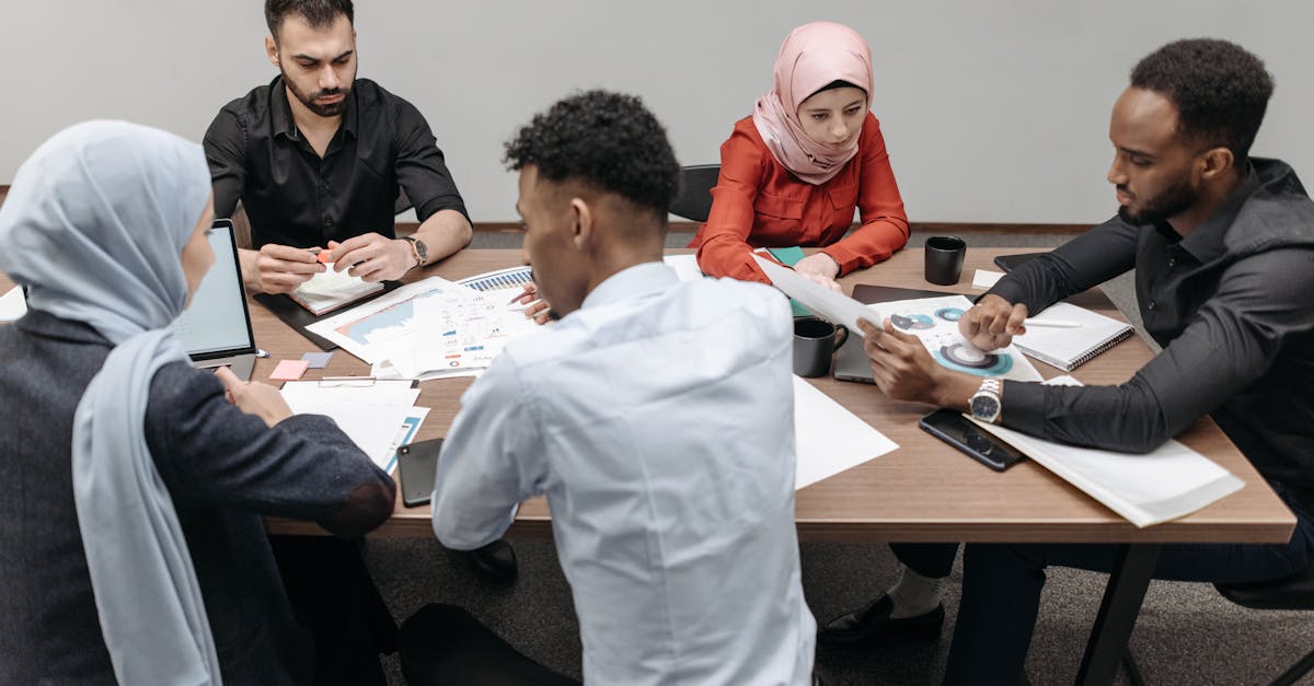 纯流量卡免实名：实名账号推动互联网金融的快速发展。